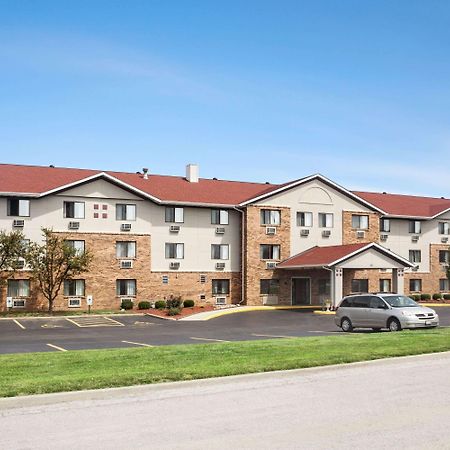 Мотель Super 8 By Wyndham Fairview Heights-St. Louis Екстер'єр фото